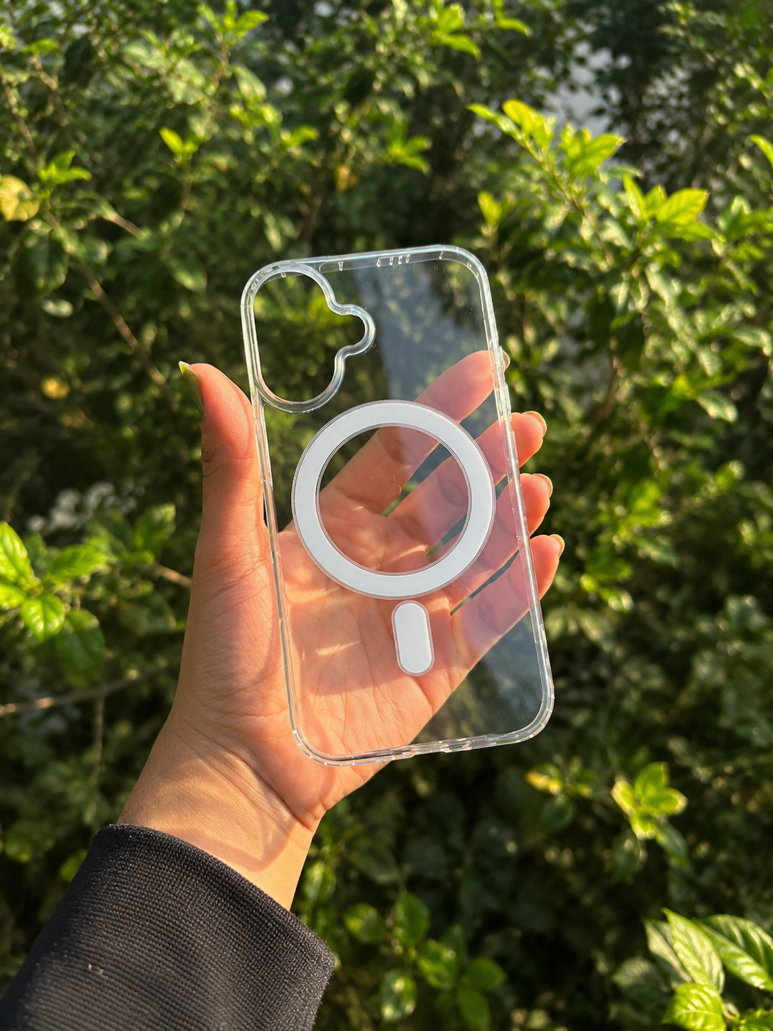 LuxShield™ Crystal Clear MagSafe Case | Anti-Yellow Protection