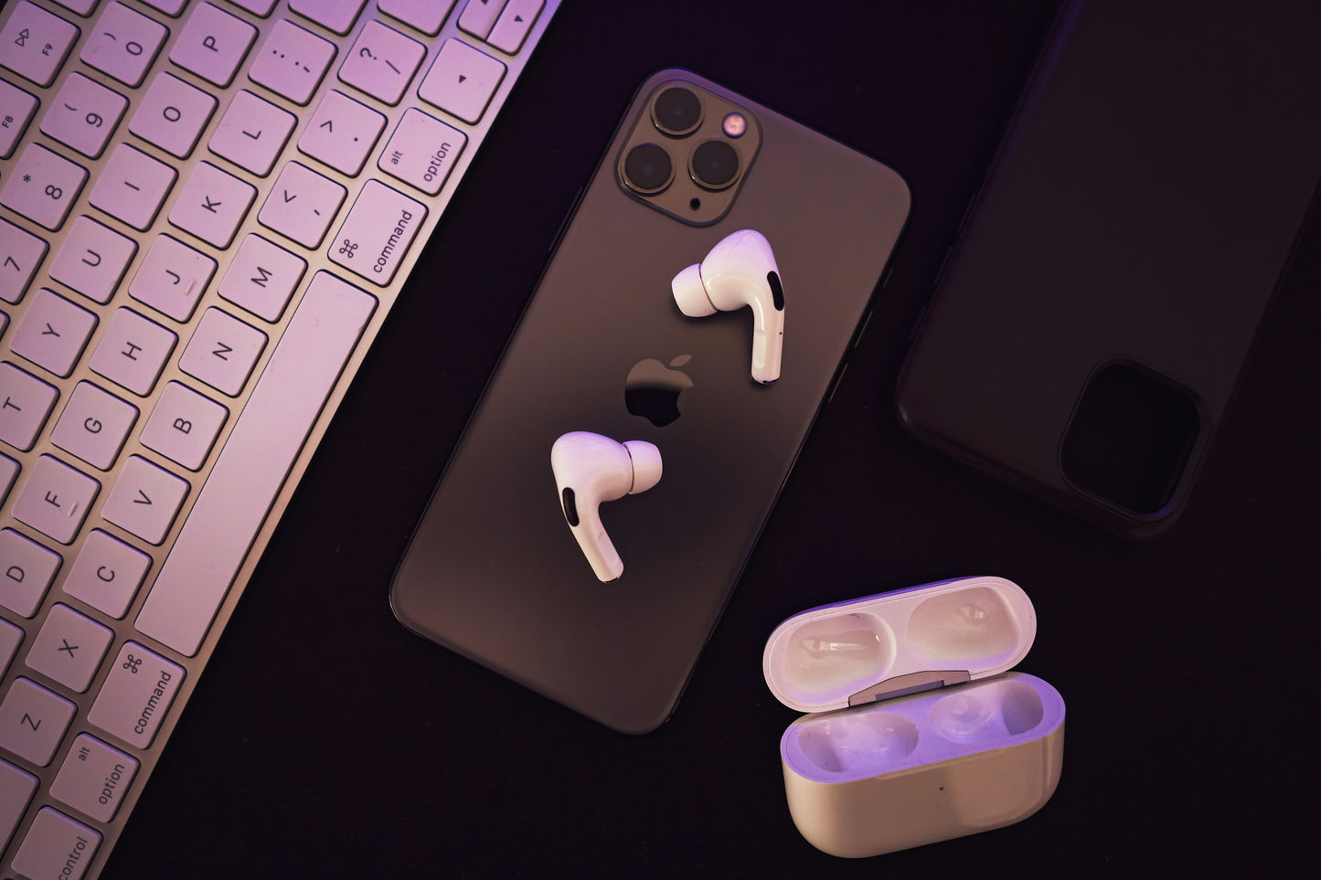 LuxePods™ Pro Wireless Earbuds – Premium Sound at ₹899